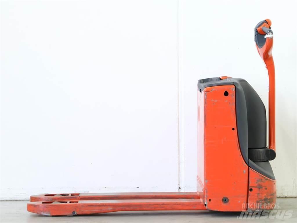 Linde T16/1152 Yaya kumandali istif makinasi