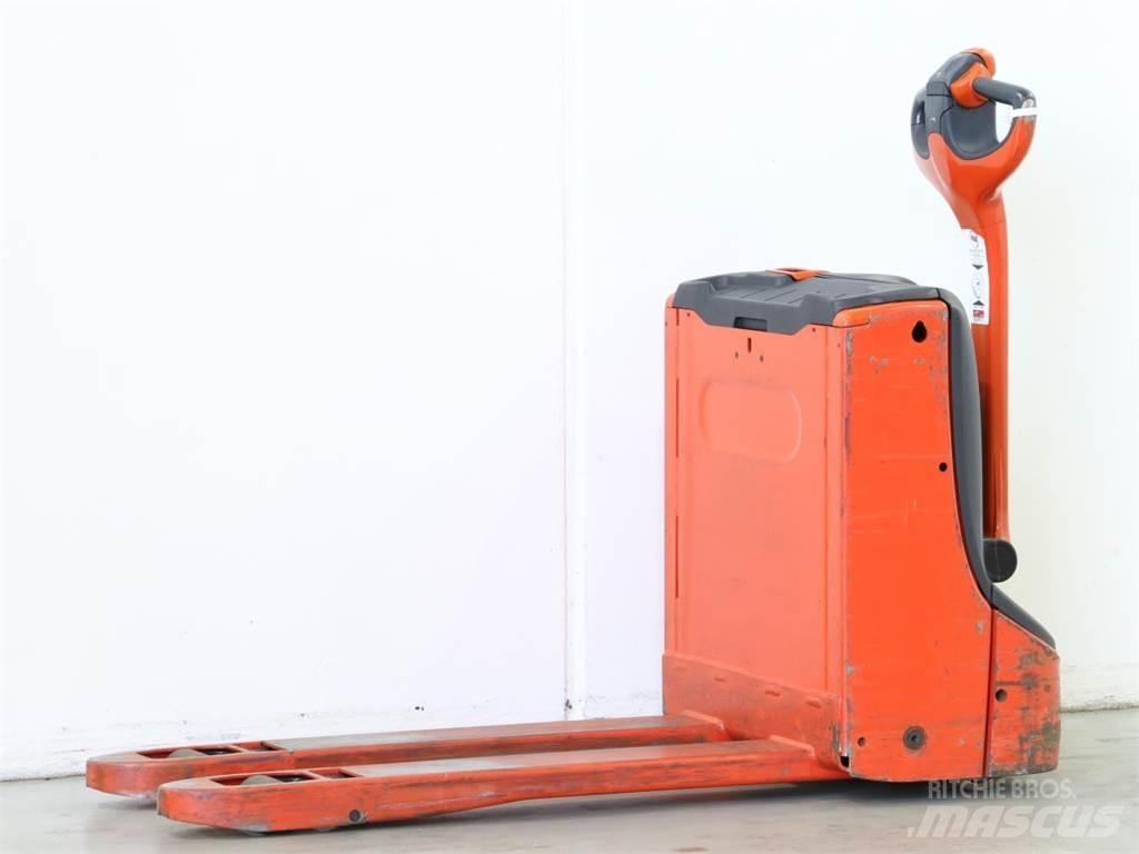 Linde T16/1152 Yaya kumandali istif makinasi