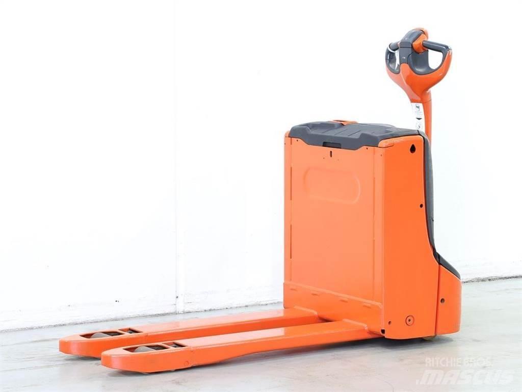 Linde T16/1152 Yaya kumandali istif makinasi