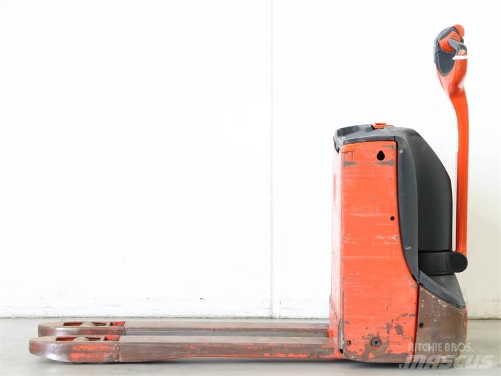 Linde T16/1152 Yaya kumandali istif makinasi