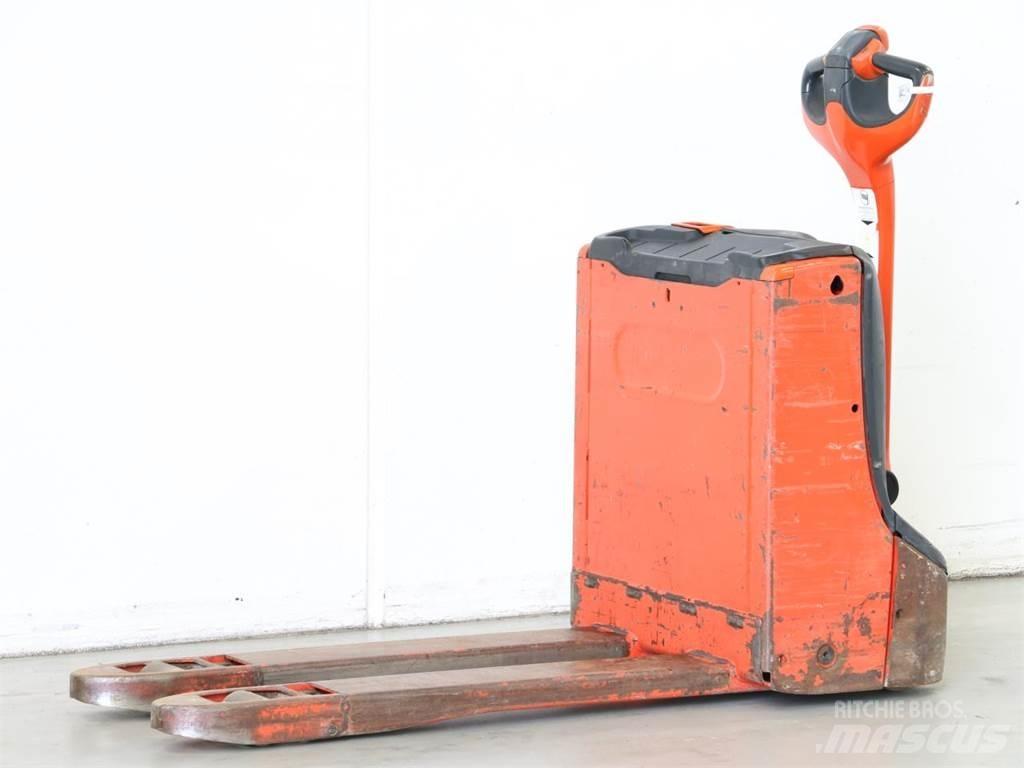 Linde T16/1152 Yaya kumandali istif makinasi