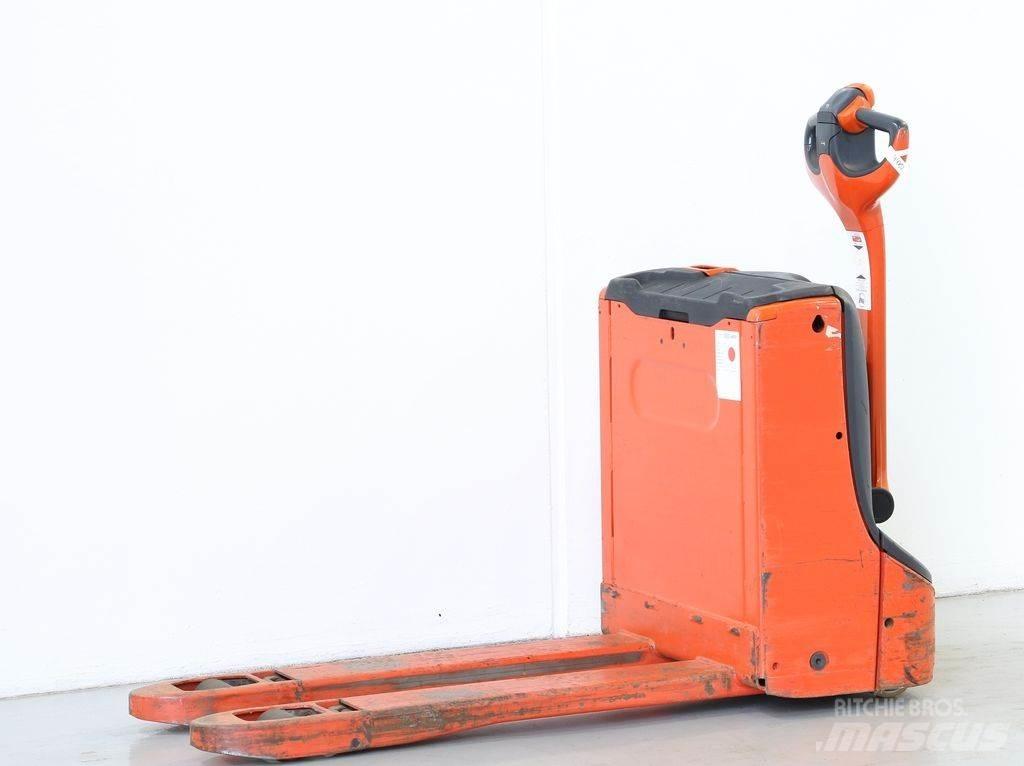 Linde T16/1152 Yaya kumandali istif makinasi