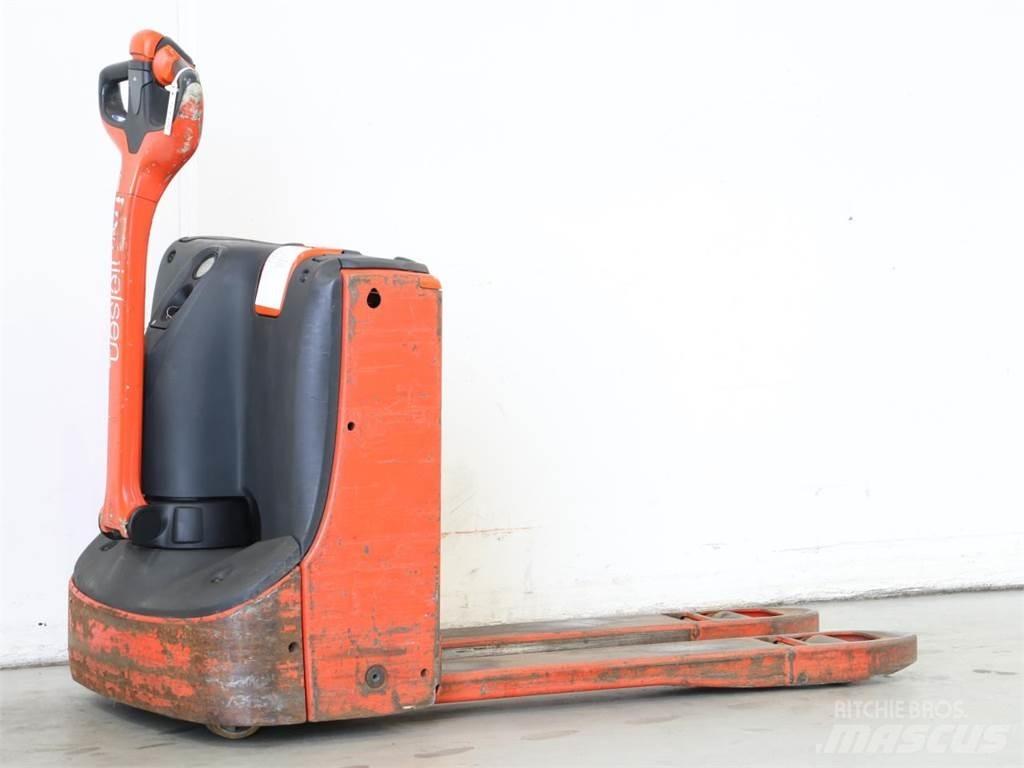 Linde T16/1152 Yaya kumandali istif makinasi
