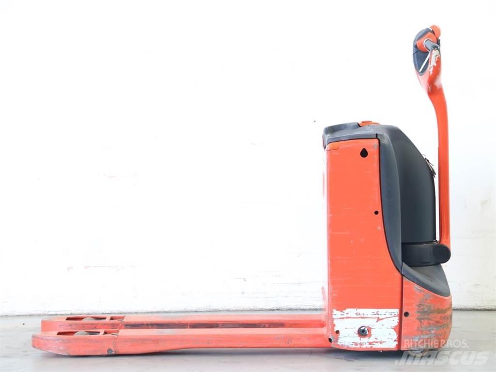 Linde T16/1152 Yaya kumandali istif makinasi