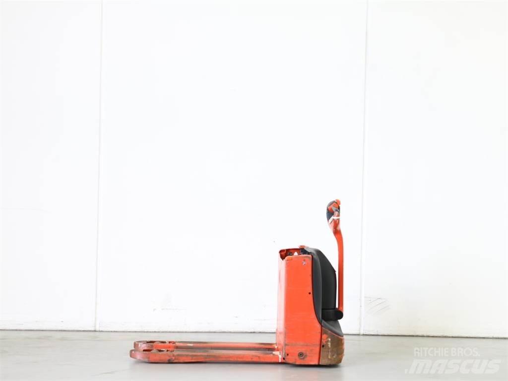 Linde T16/1152 Yaya kumandali istif makinasi