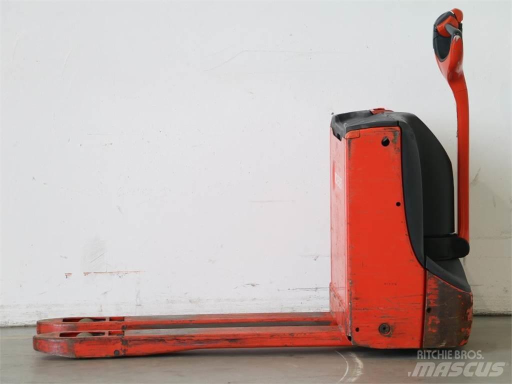 Linde T16/1152 Yaya kumandali istif makinasi