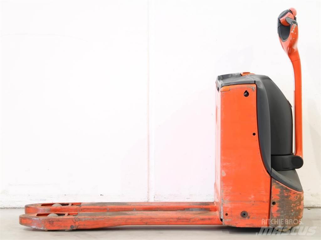 Linde T16/1152 Yaya kumandali istif makinasi