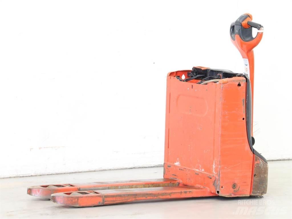 Linde T16/1152 Yaya kumandali istif makinasi