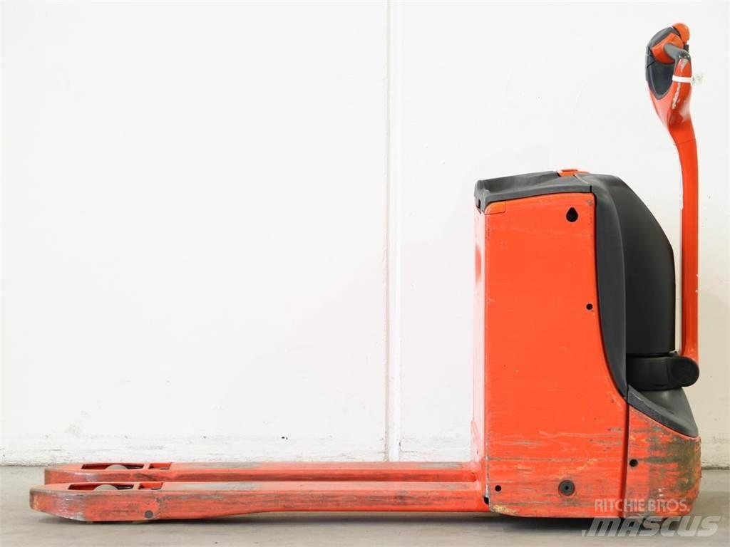 Linde T16/1152 Yaya kumandali istif makinasi