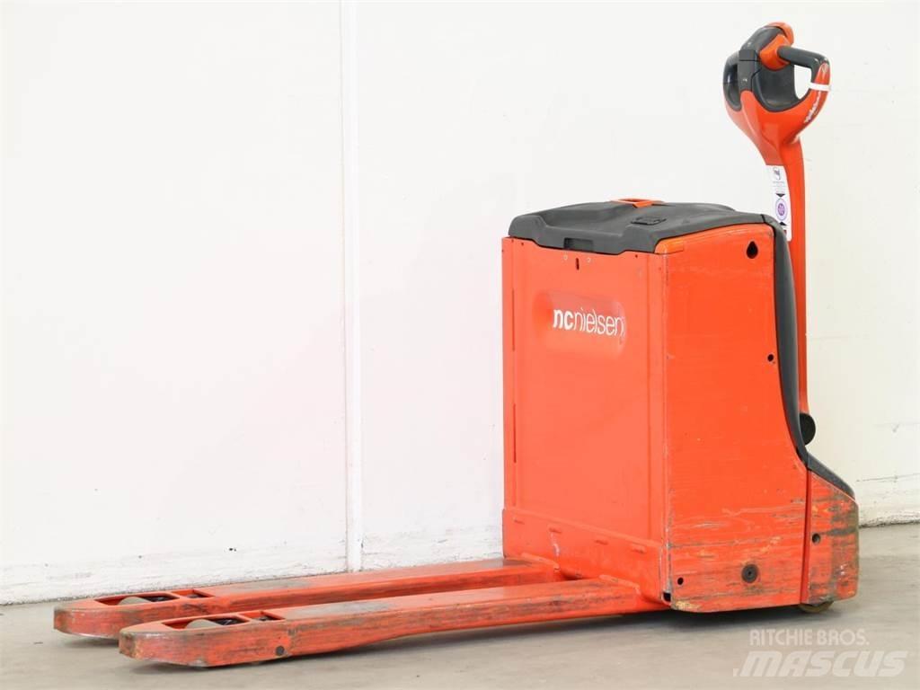 Linde T16/1152 Yaya kumandali istif makinasi