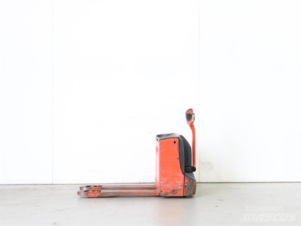 Linde T16/1152 Yaya kumandali istif makinasi
