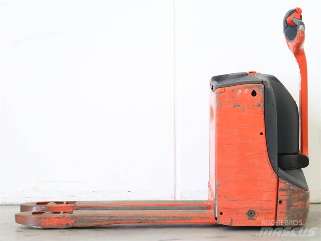 Linde T16/1152 Yaya kumandali istif makinasi