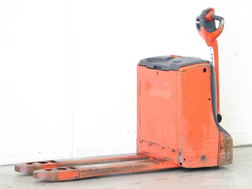 Linde T16/1152 Yaya kumandali istif makinasi