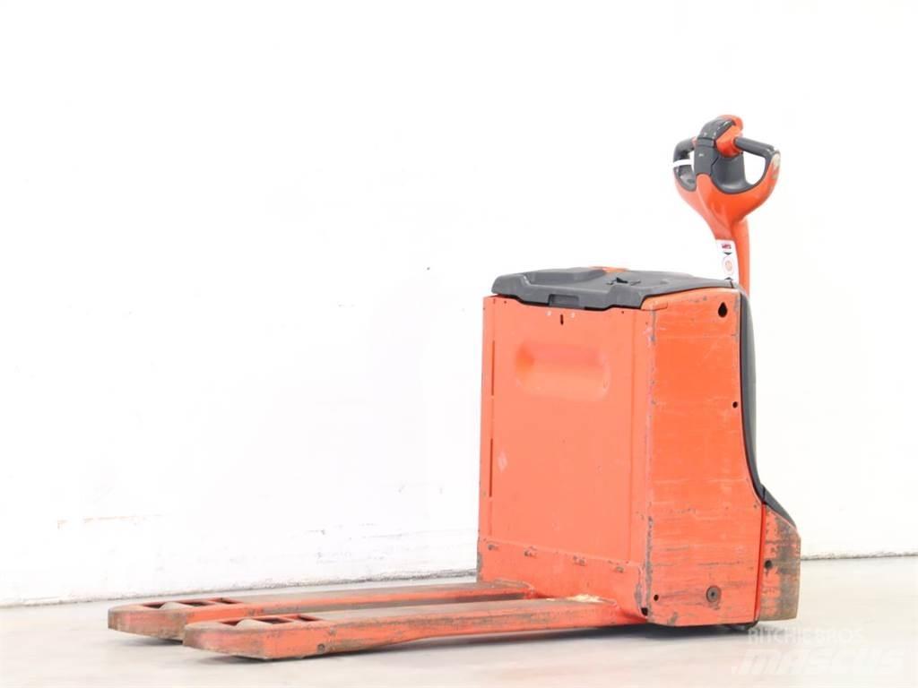 Linde T16/1152 Yaya kumandali istif makinasi