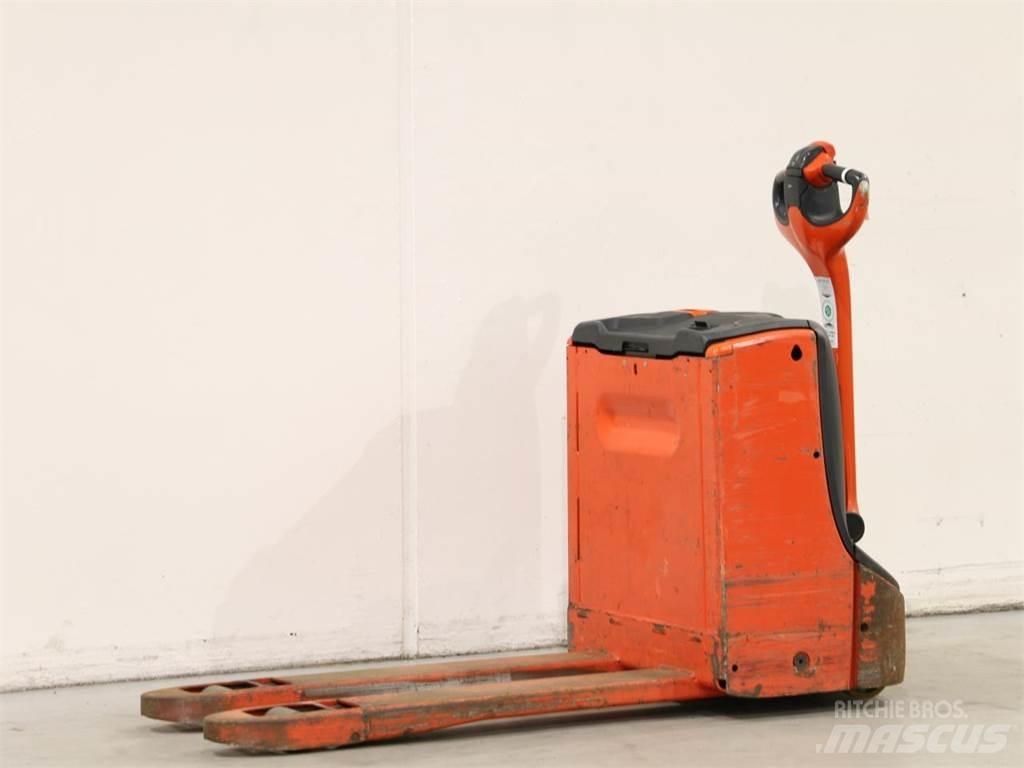 Linde T16/1152 Yaya kumandali istif makinasi