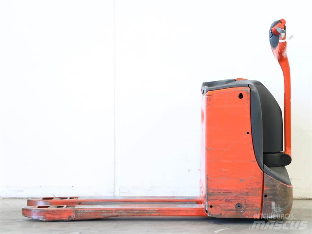 Linde T16/1152 Yaya kumandali istif makinasi