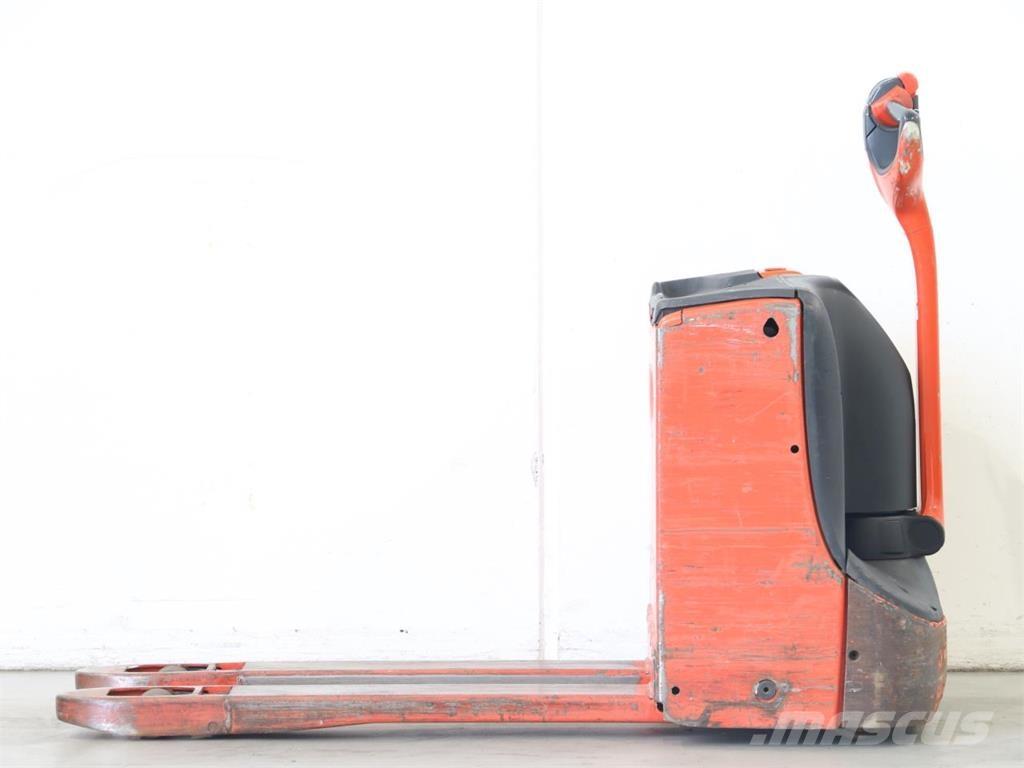 Linde T16/1152 Yaya kumandali istif makinasi