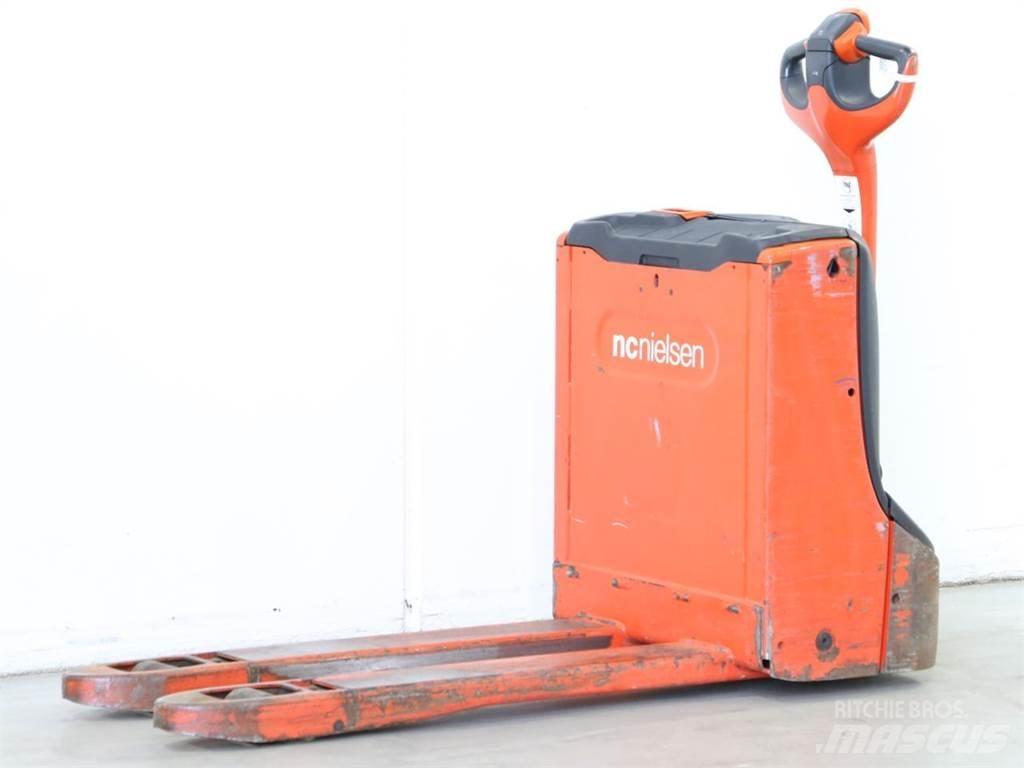 Linde T16/1152 Yaya kumandali istif makinasi