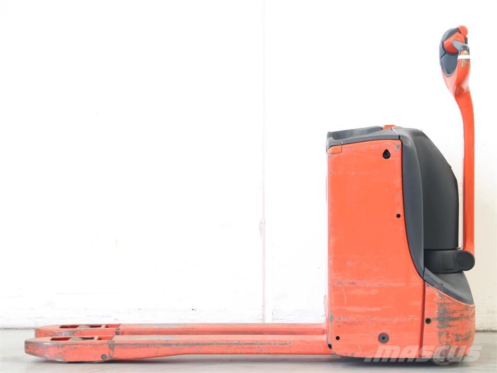 Linde T16/1152 Yaya kumandali istif makinasi