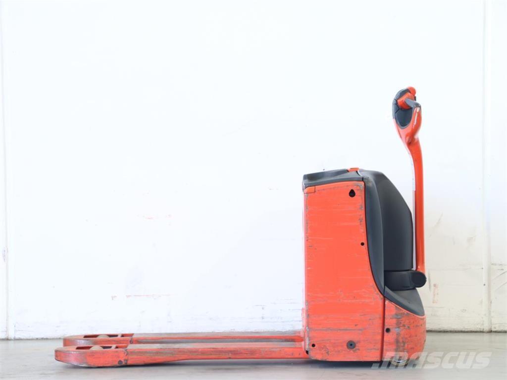 Linde T16/1152 Yaya kumandali istif makinasi