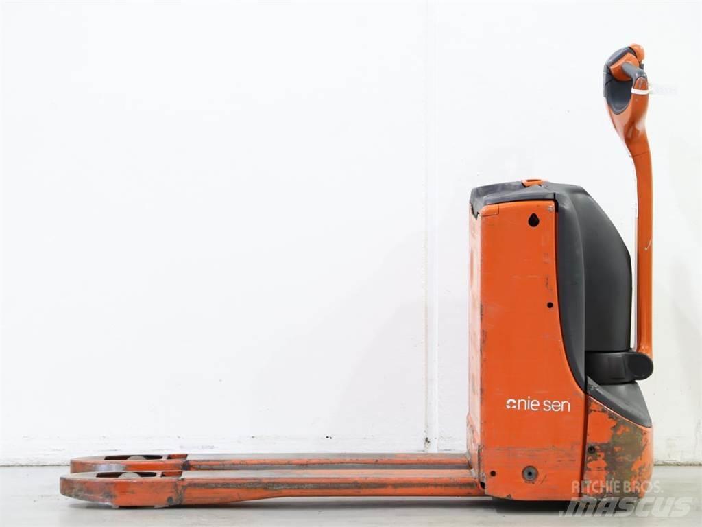 Linde T16/1152-00 Yaya kumandali istif makinasi