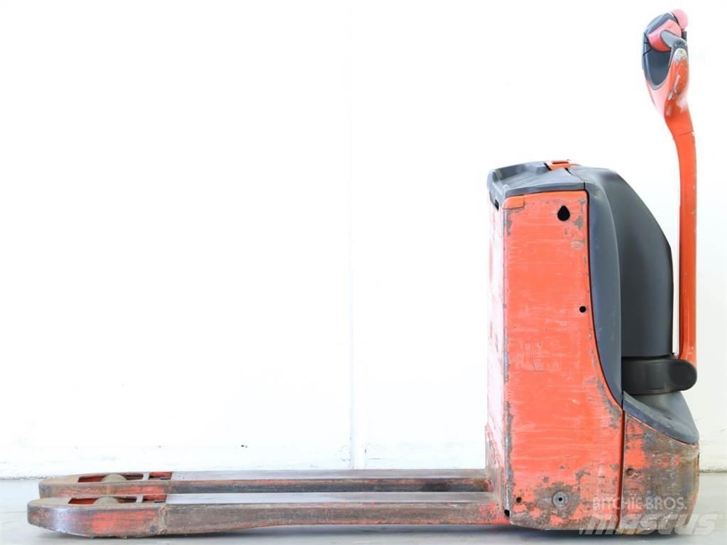 Linde T16/1152-00 Yaya kumandali istif makinasi