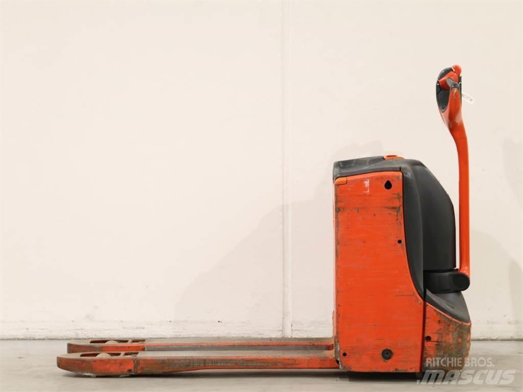 Linde T16/1152-00 Yaya kumandali istif makinasi