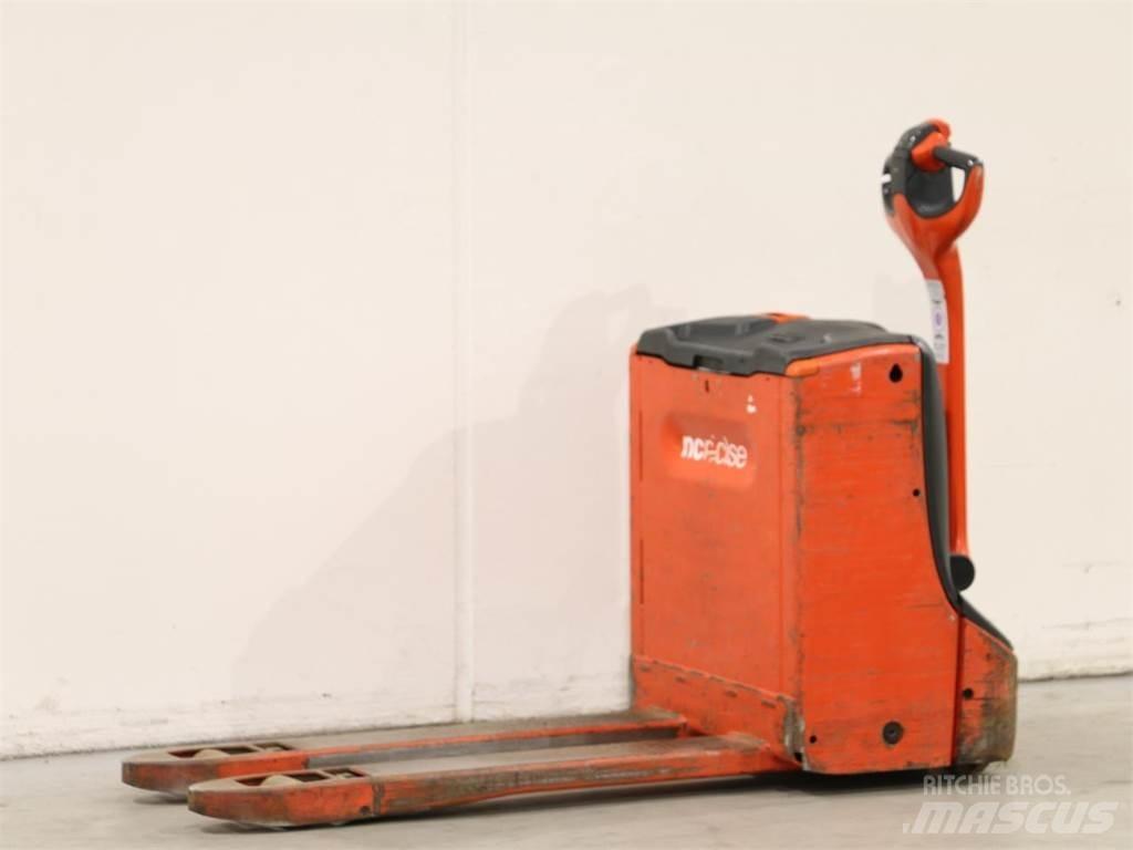 Linde T16/1152-00 Yaya kumandali istif makinasi
