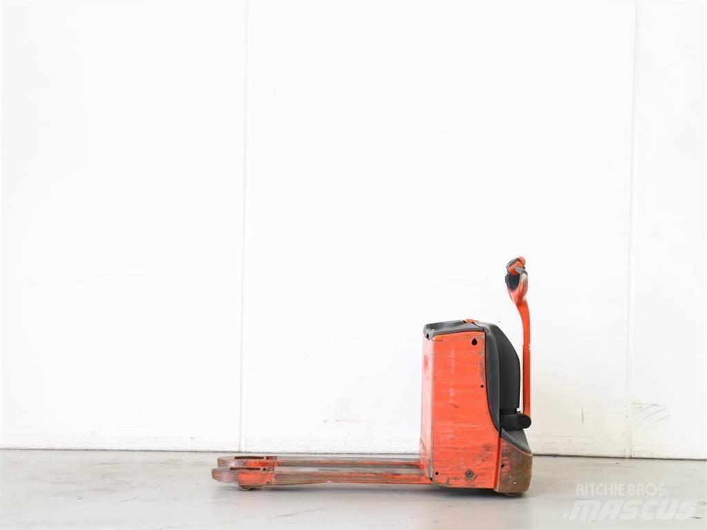 Linde T16/1152-00 Yaya kumandali istif makinasi