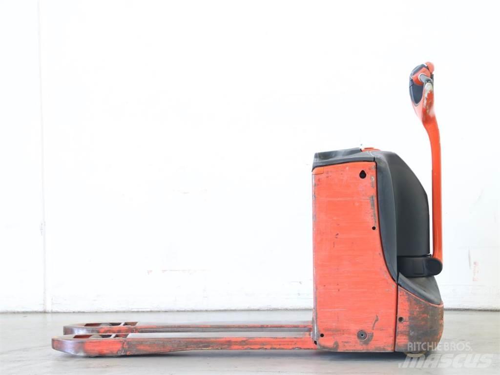 Linde T16/1152-00 Yaya kumandali istif makinasi