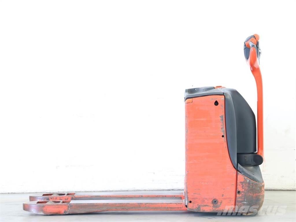 Linde T16/1152-00 Yaya kumandali istif makinasi
