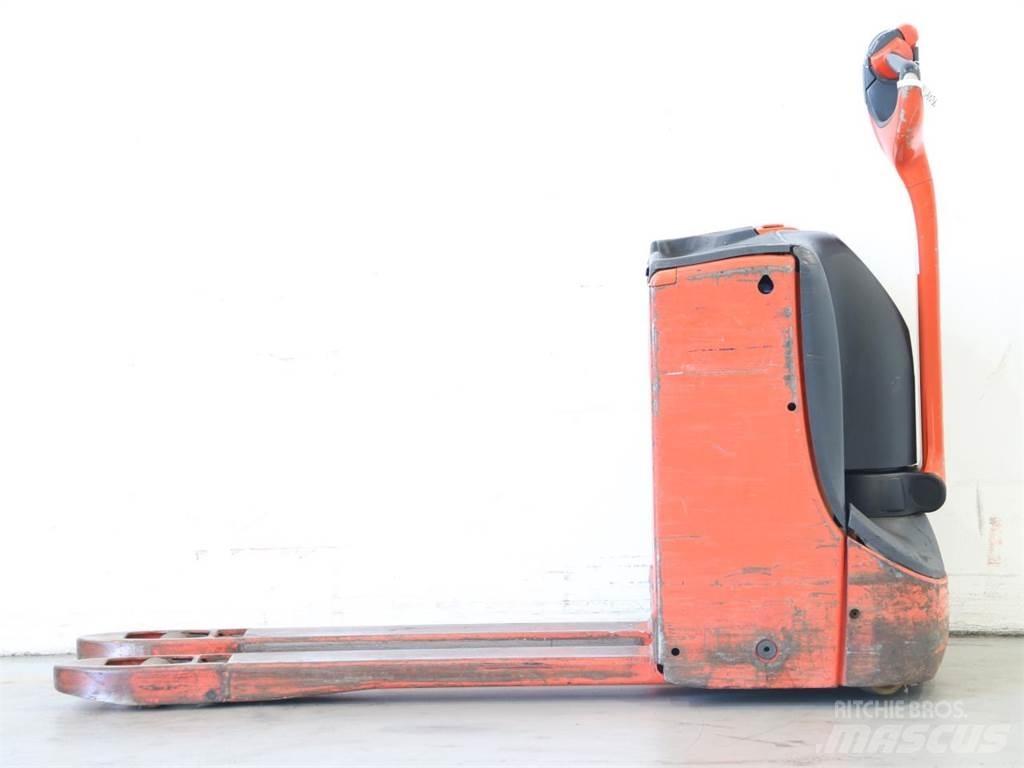 Linde T16/1152-00 Yaya kumandali istif makinasi