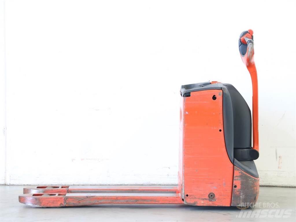 Linde T16/1152-00 Yaya kumandali istif makinasi
