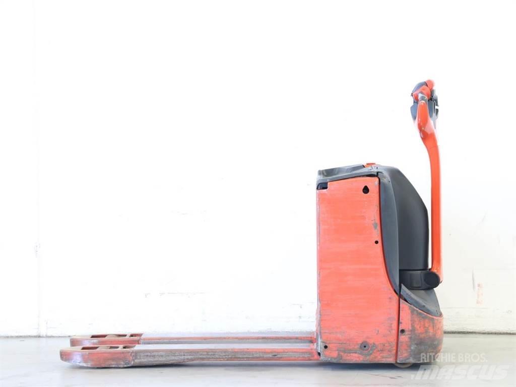 Linde T16/1152-00 Yaya kumandali istif makinasi