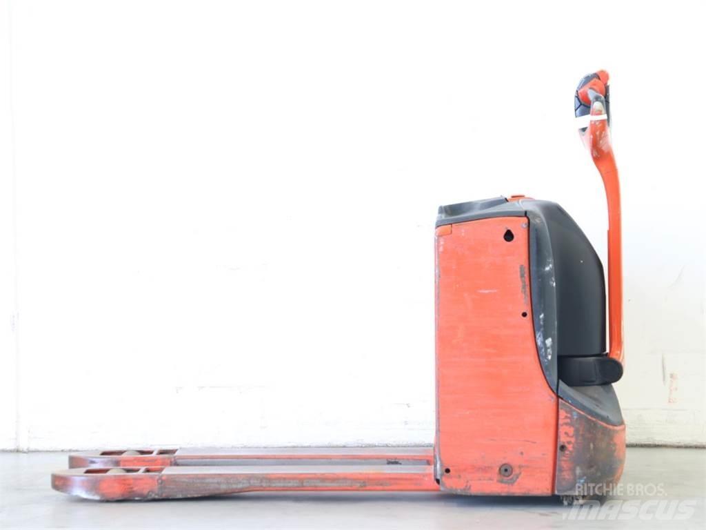 Linde T16/1152-00 Yaya kumandali istif makinasi