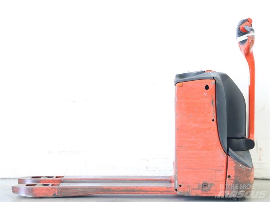 Linde T16/1152-00 Yaya kumandali istif makinasi