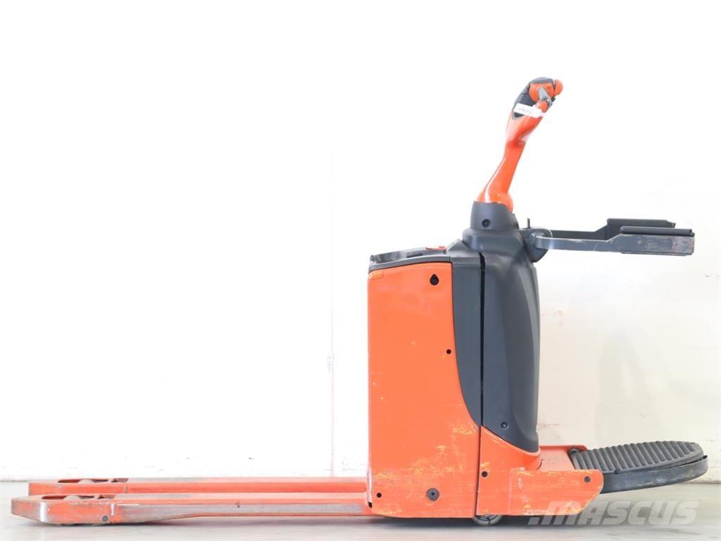 Linde T16P/1151 Yaya kumandali istif makinasi