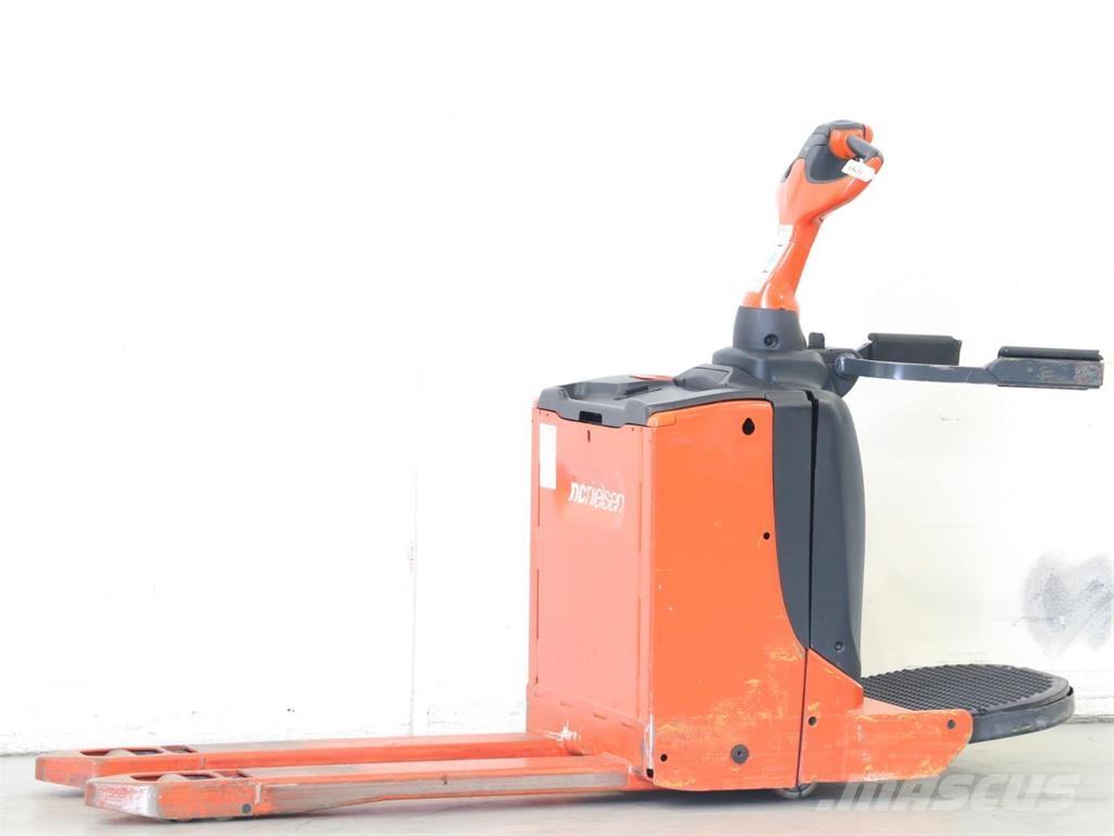Linde T16P/1151 Yaya kumandali istif makinasi
