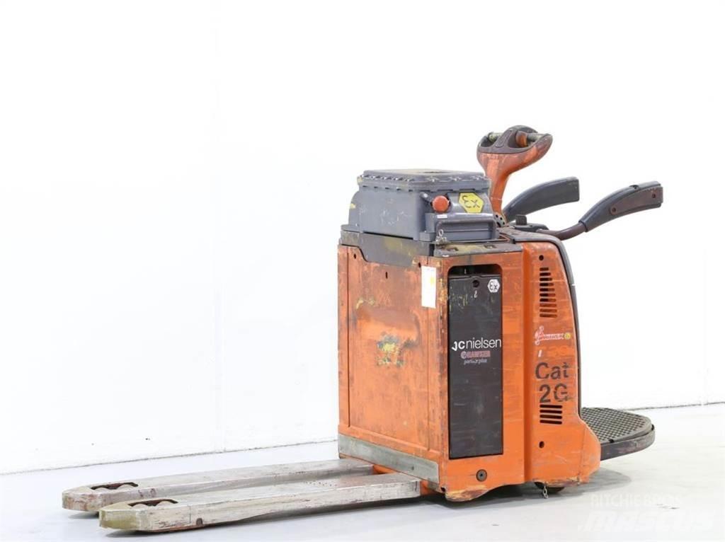 Linde T20AP/131 Yaya kumandali istif makinasi