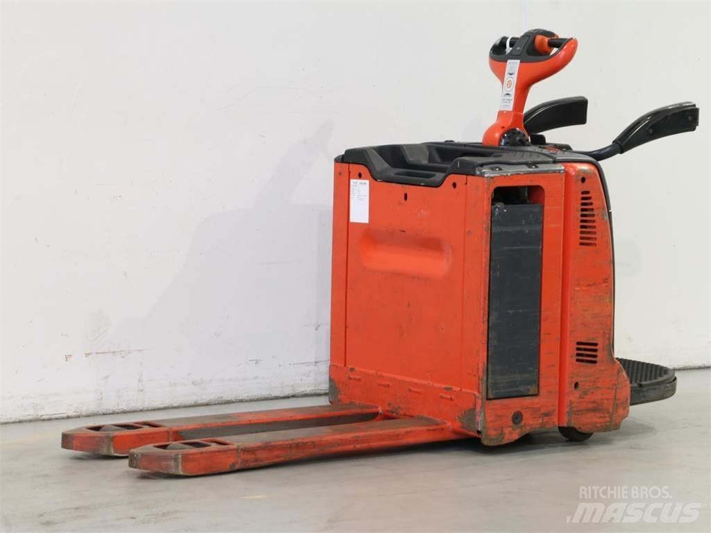 Linde T20AP/131 Yaya kumandali istif makinasi
