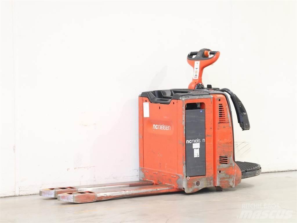 Linde T20AP/131 Yaya kumandali istif makinasi
