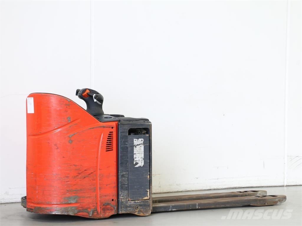 Linde T20SP/131 Yaya kumandali istif makinasi