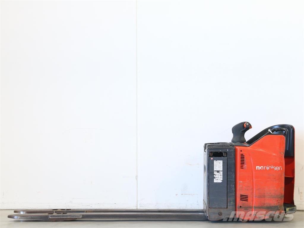 Linde T20SP/131 Yaya kumandali istif makinasi