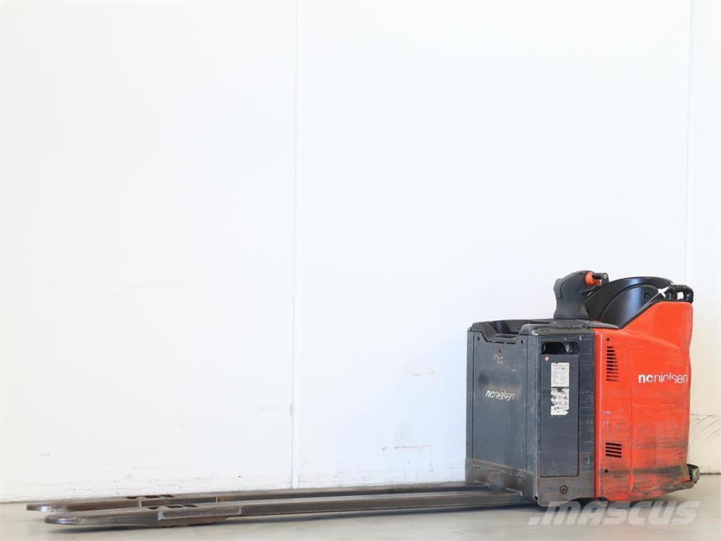 Linde T20SP/131 Yaya kumandali istif makinasi
