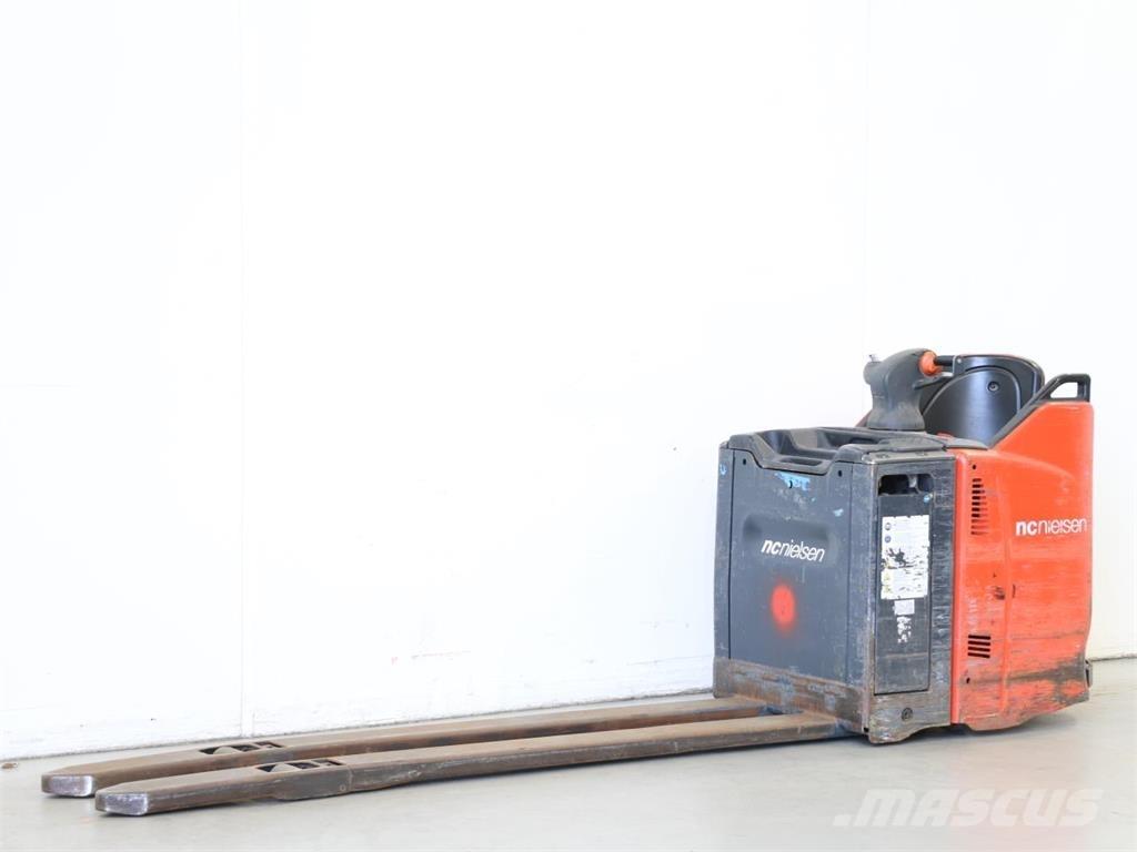 Linde T20SP/131 Yaya kumandali istif makinasi