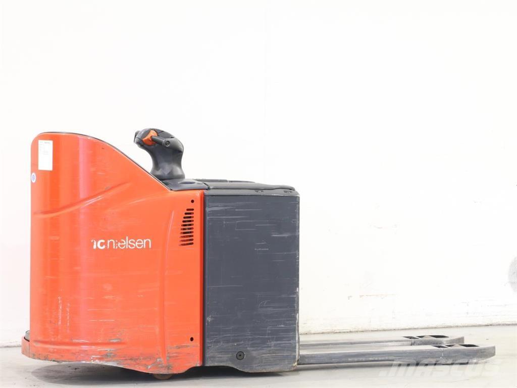 Linde T20SP/131 Yaya kumandali istif makinasi