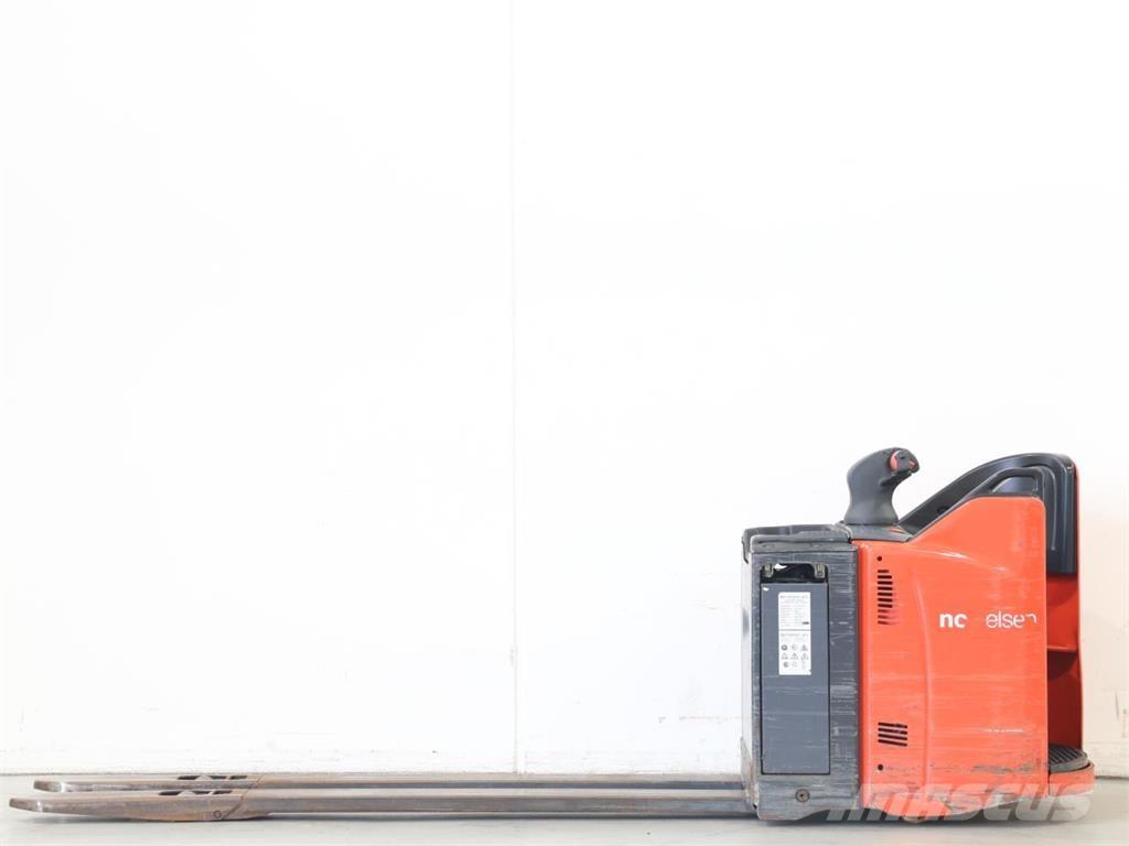 Linde T20SP/131 Yaya kumandali istif makinasi