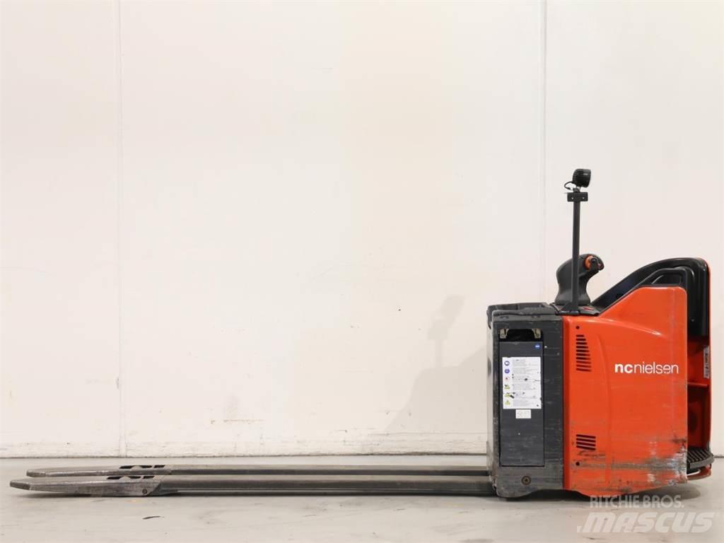 Linde T20SP/131-07 Yaya kumandali istif makinasi