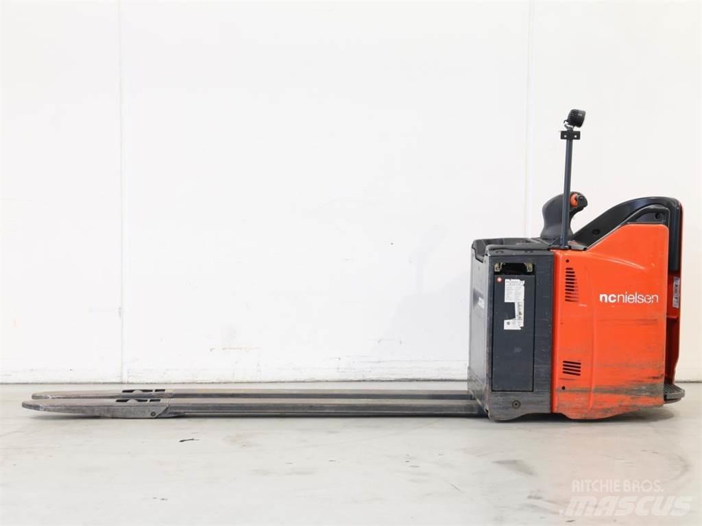Linde T20SP/131-07 Yaya kumandali istif makinasi