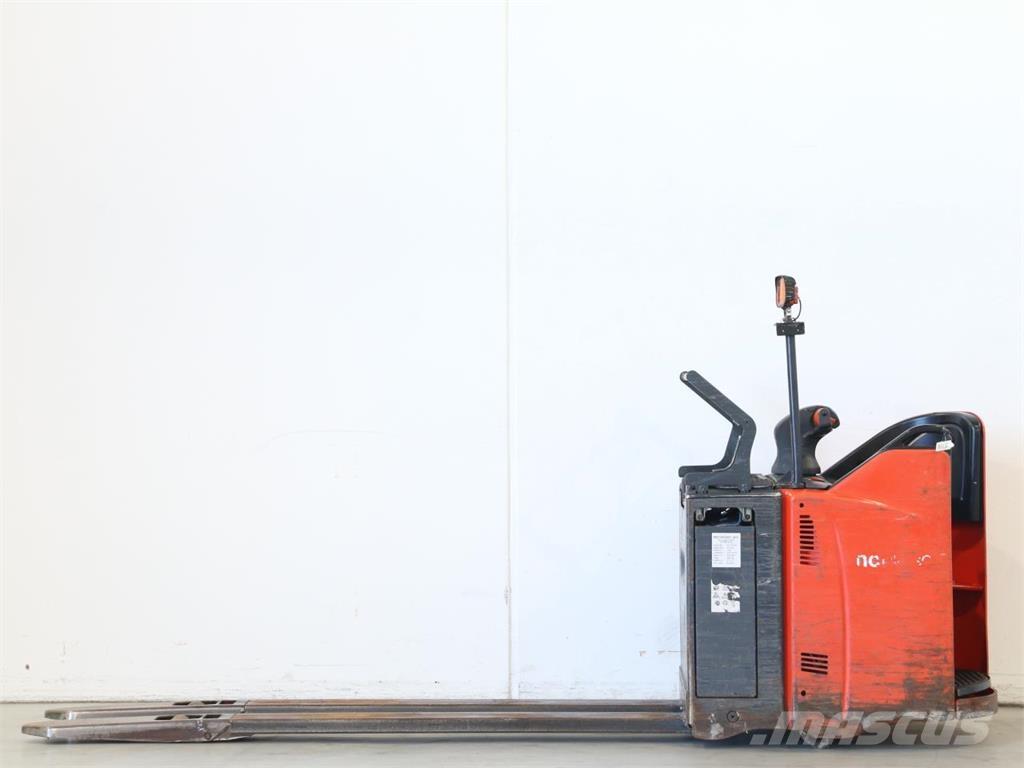 Linde T20SP/131-08 Yaya kumandali istif makinasi
